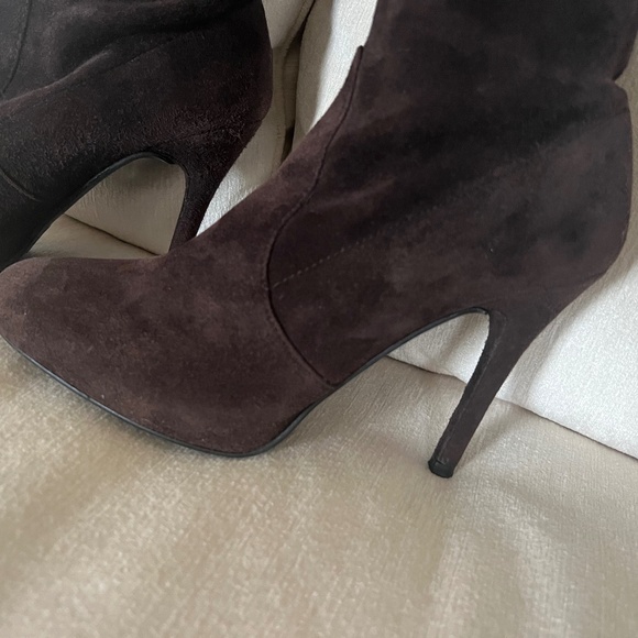 Stuart Weitzman 110 mm stiletto suede boot - Picture 9 of 12